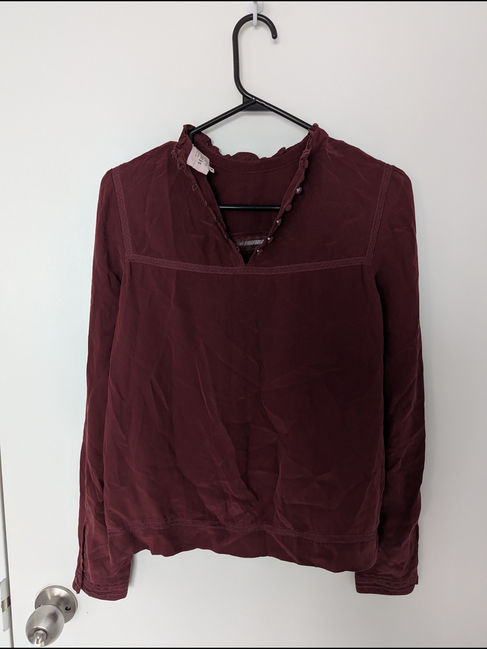 Sezane Long-Sleeve V-Neck Blouse in Burgundy